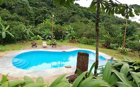 Hotel Catarata Río Celeste